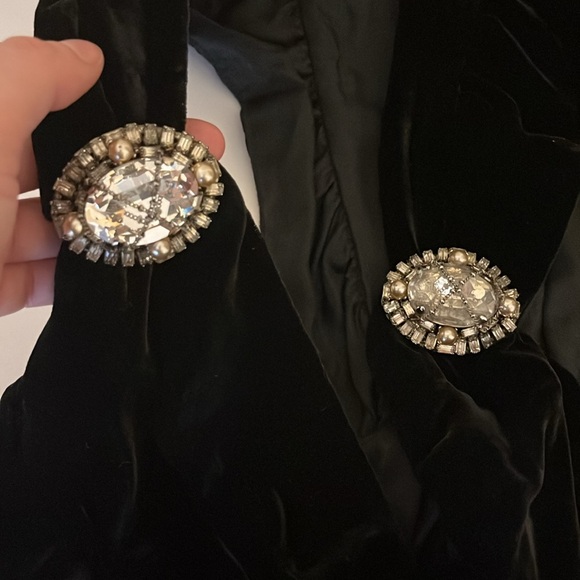 Gorgeous Vintage Runway Nanette Lepore Black Velvet Top w/Crystal Embellishments - Picture 10 of 10